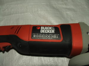 BLACK & DECKER KUTNA BRUSILICA