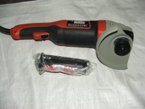 KUTNA RUSILICA 1200W BLACK DECKER